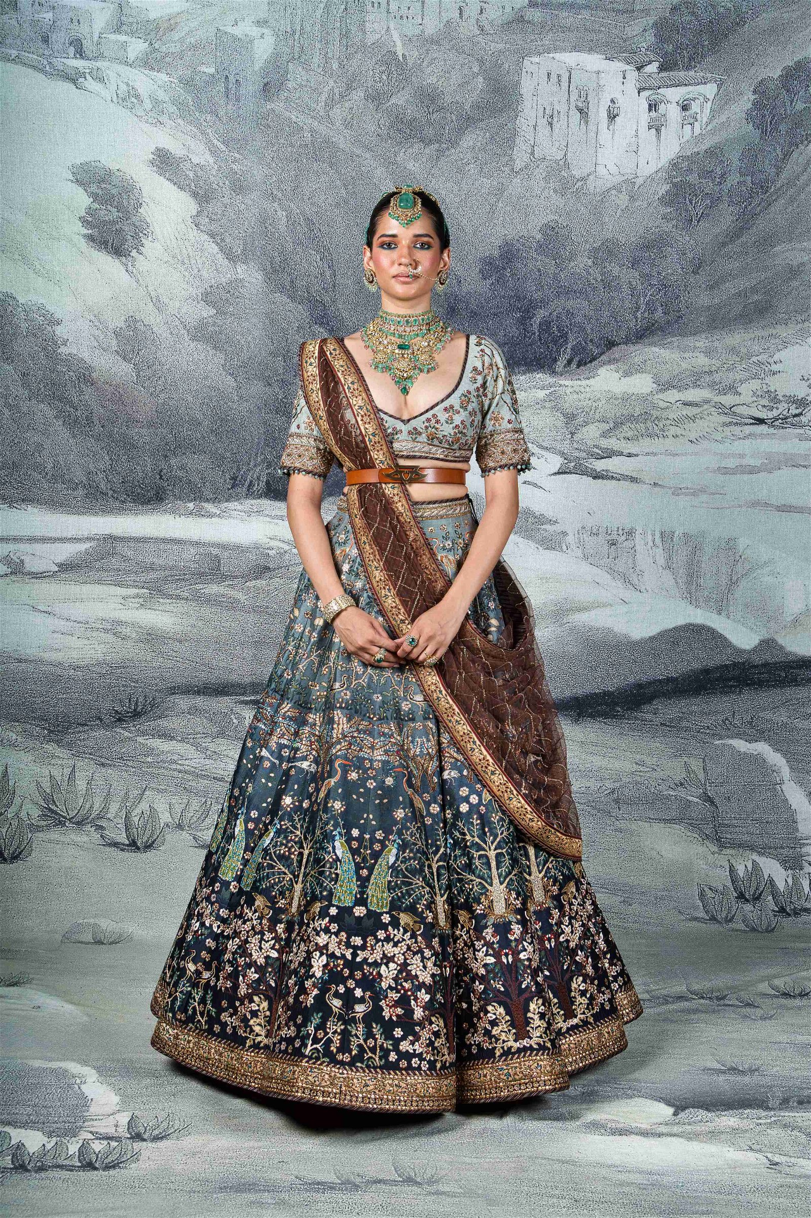 Shop Indian Designer Customize Lehenga For Wedding & Sangeet | House Of  Armuse